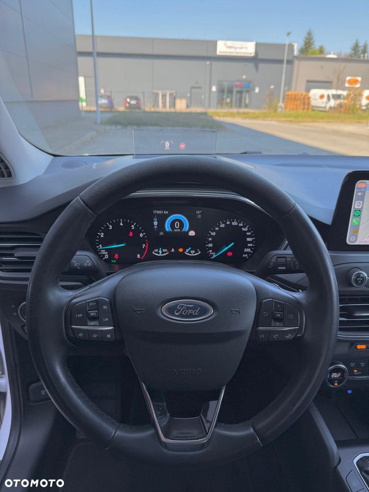 Ford Focus 1.0 EcoBoost Active - 20