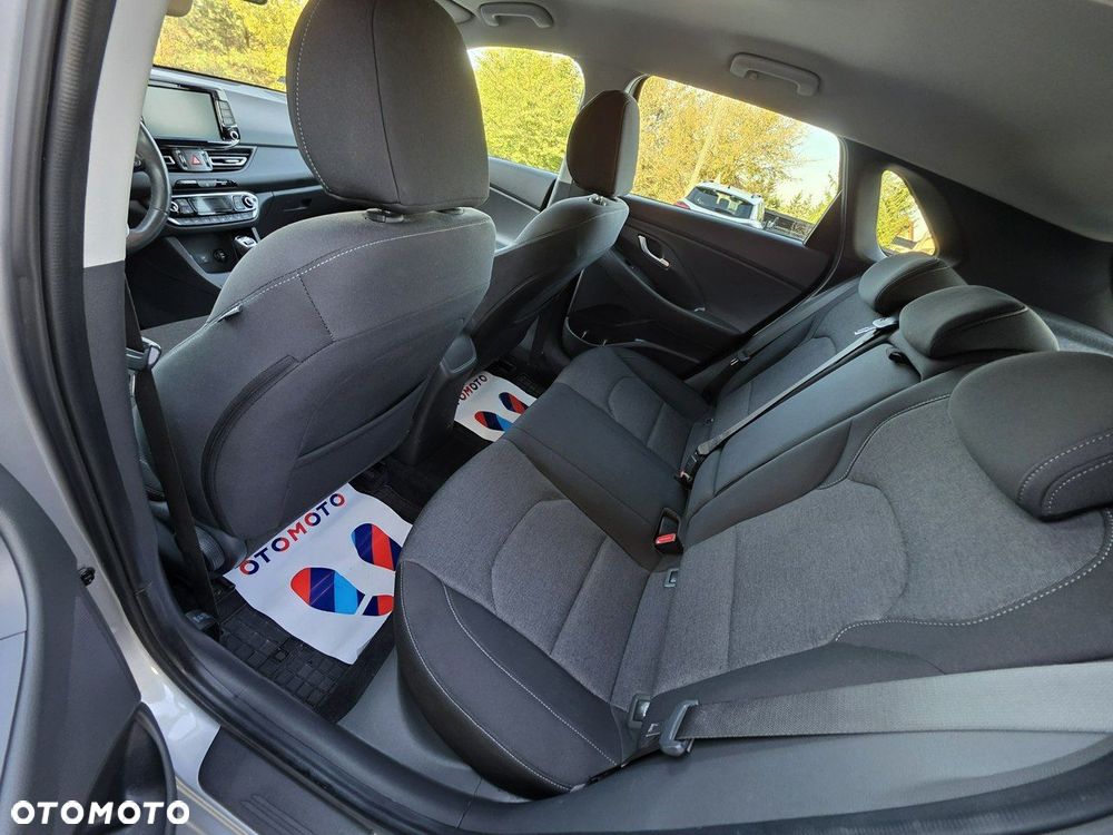 Hyundai i30 1.5 DPI Smart - 12