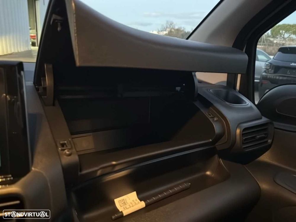 Citroën ë-Berlingo Outro - 19