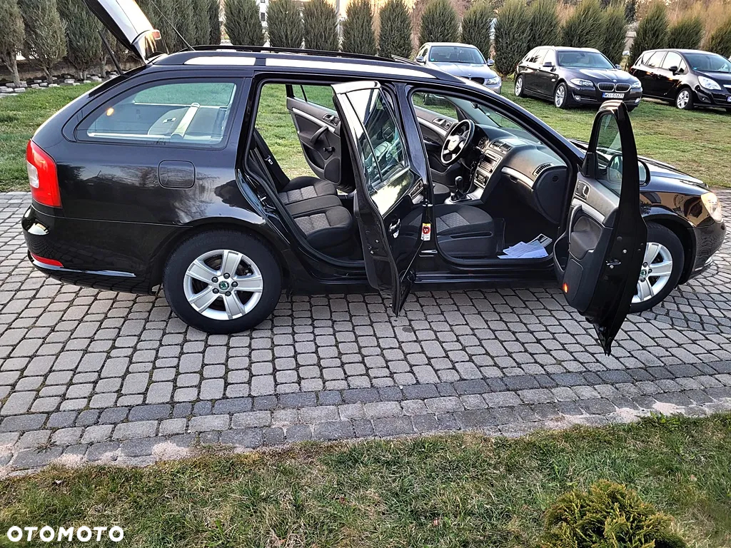 Skoda Octavia 1.6 TDI Ambiente - 11
