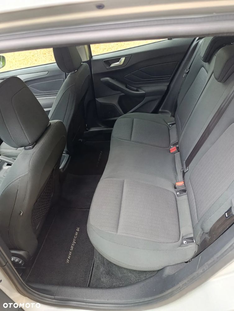 Ford Focus 1.5 EcoBlue Active Business - 19