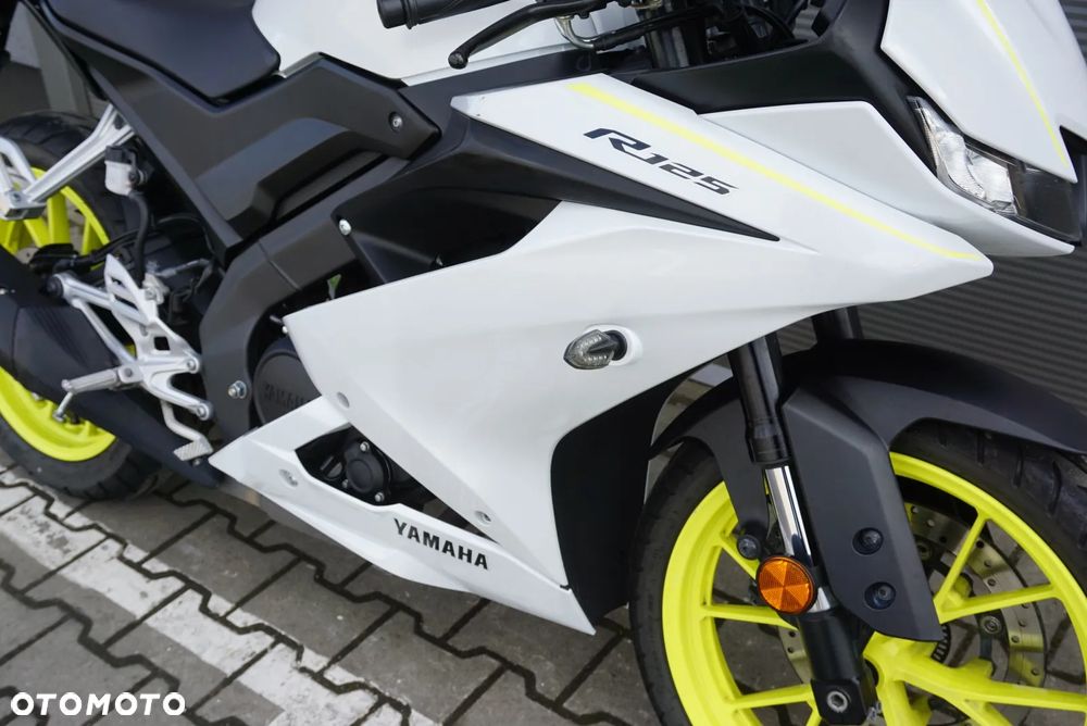 Yamaha YZF - 7