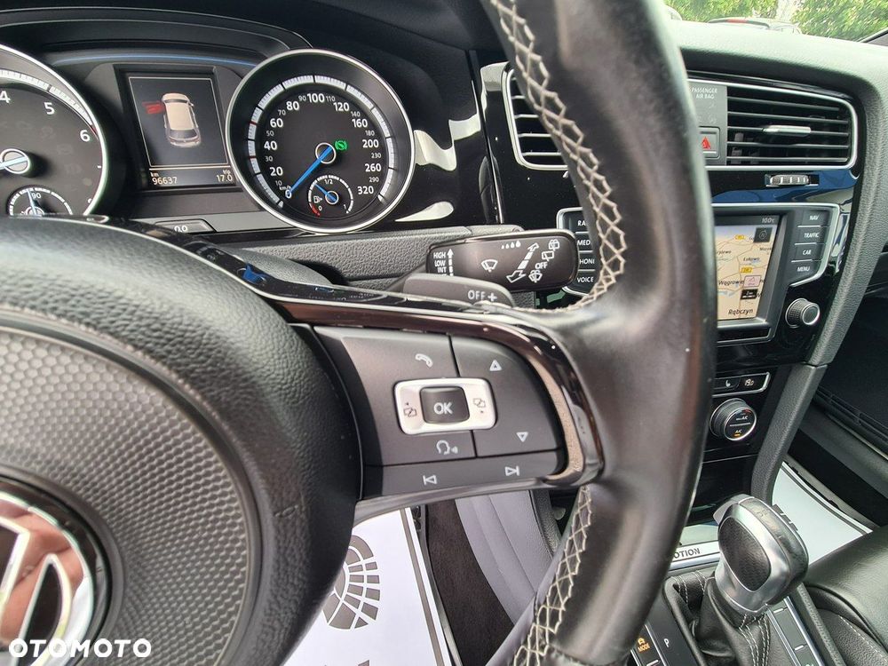 Volkswagen Golf R 2.0 TSI OPF 4Motion DSG - 24
