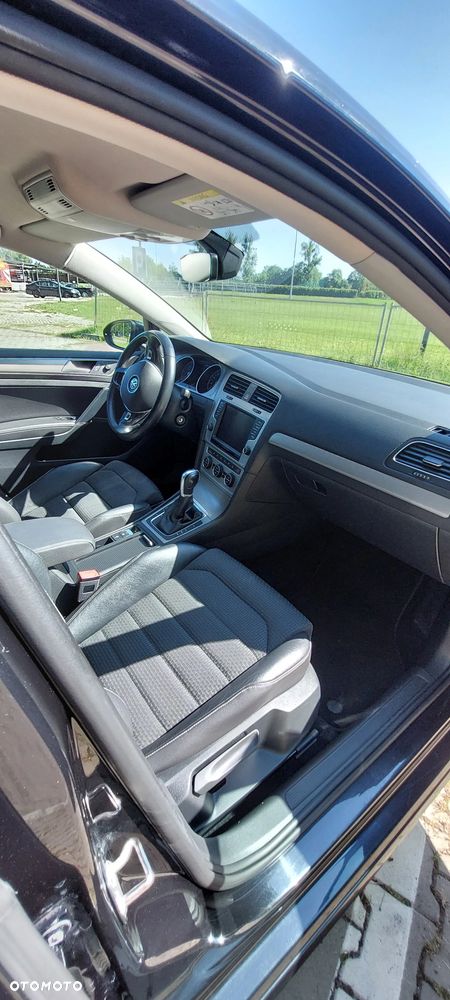 Volkswagen Golf Variant - 19