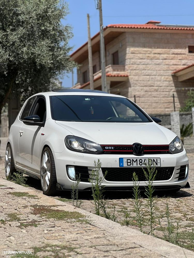 VW Golf 2.0 GTI DSG - 6