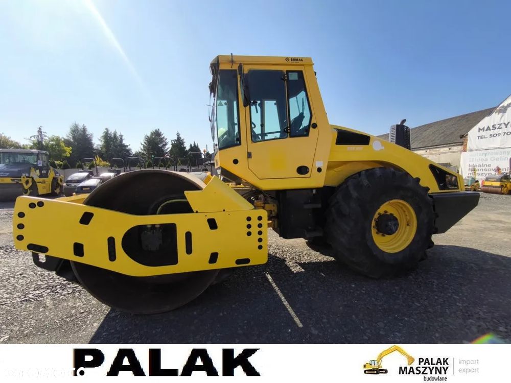 Bomag Walec drogowy  BW 213 DH METAL-GUMA  ,2015 rok - 8