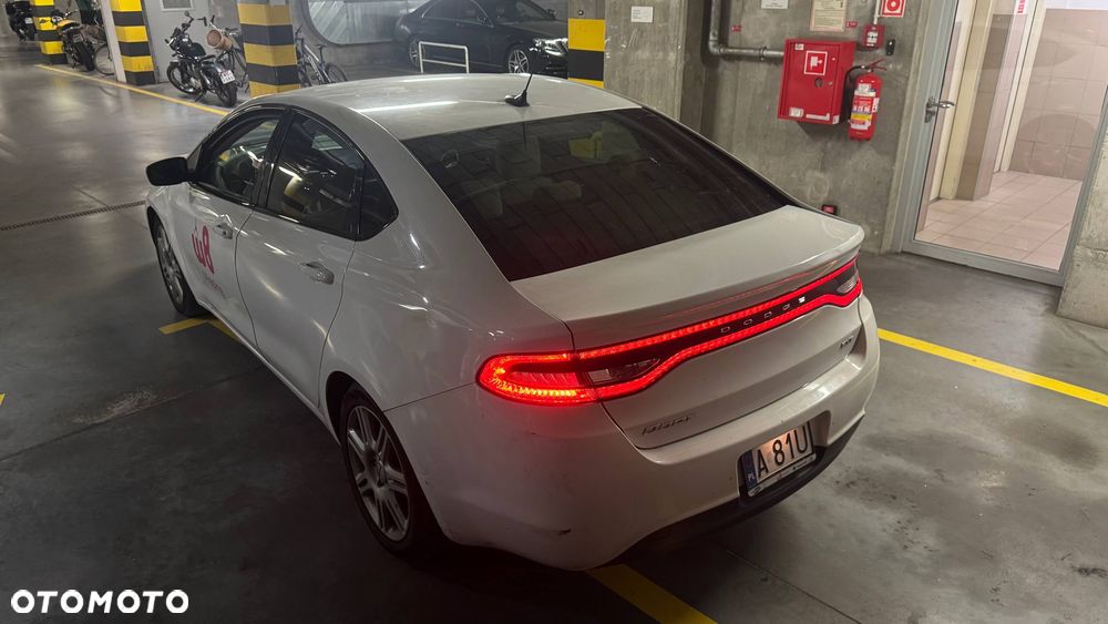 Dodge Dart - 5