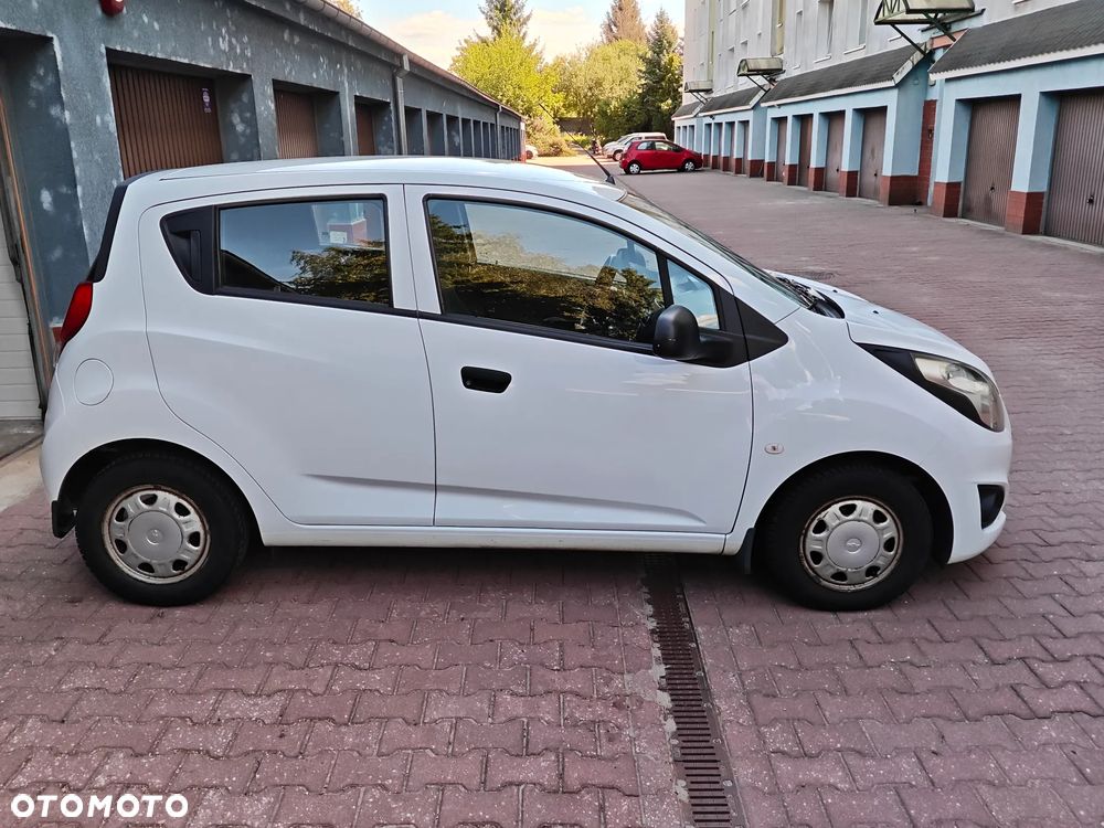 Chevrolet Spark - 10
