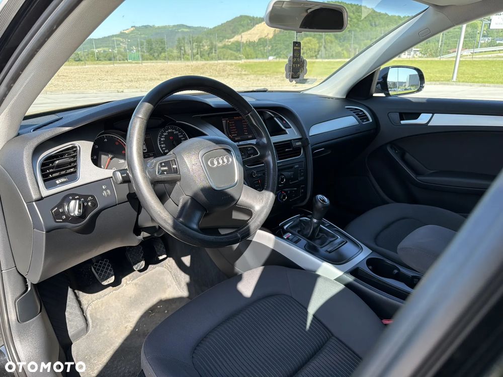 Audi A4 Limousine 2.0 TDI - 10