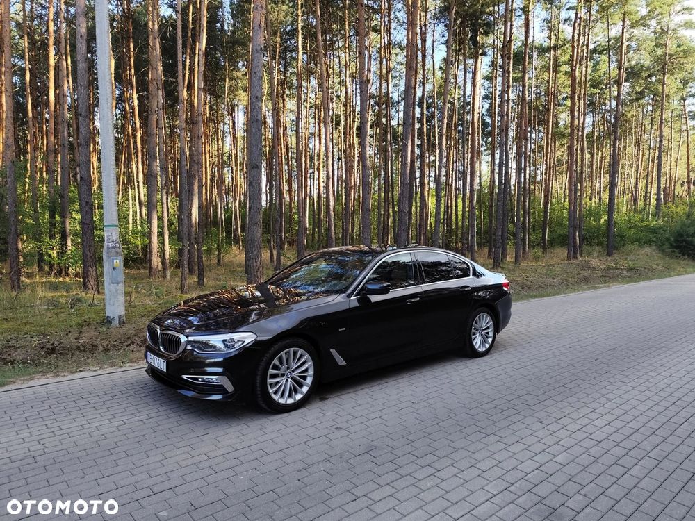 BMW Seria 5 530i xDrive Luxury Line sport - 10