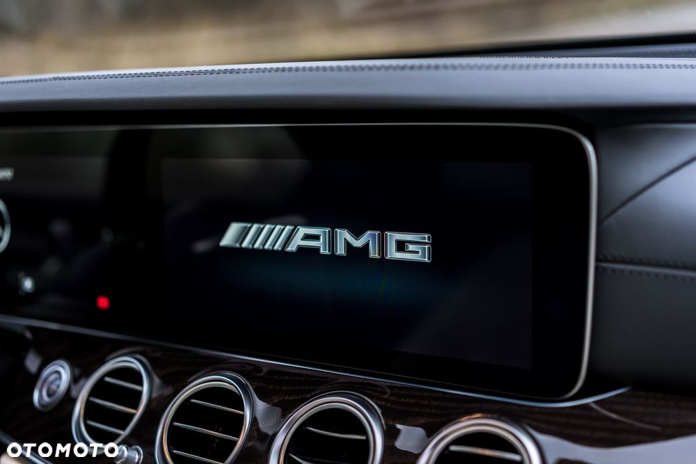 Mercedes-Benz Klasa E AMG 63 S 4Matic+ 9G-TRONIC - 10