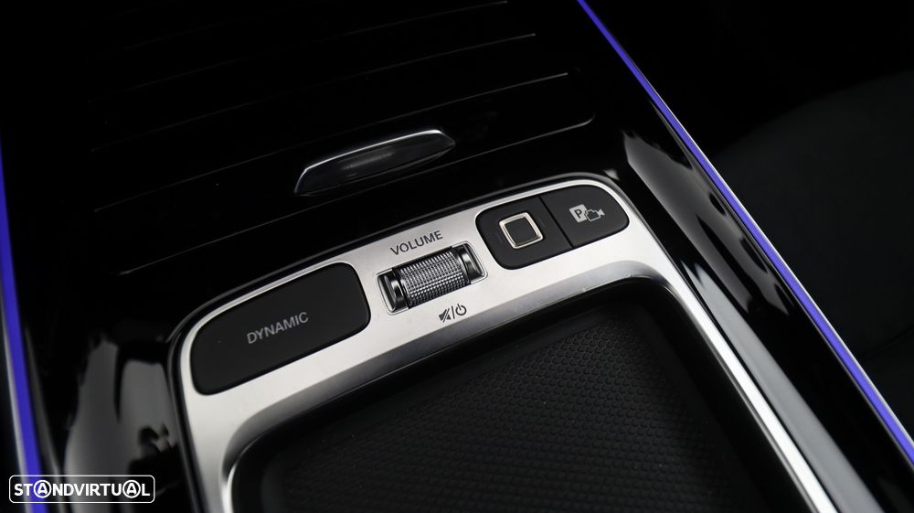 Mercedes-Benz GLA 220 d 4Matic AMG Line - 31