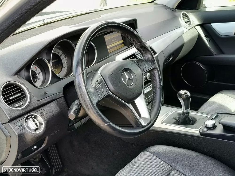 Mercedes-Benz C 200 CDi Avantgarde BlueEfficiency - 12