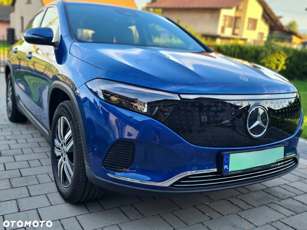Mercedes-Benz EQA - 10