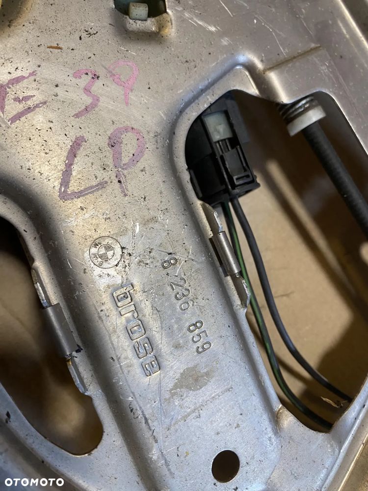 Podnośnik szyby BMW 5 E39 lewy przód OE - 3