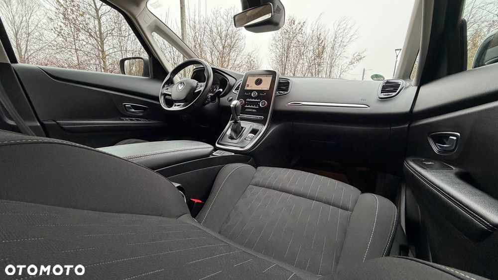 Renault Scenic TCe 140 GPF EDC BOSE EDITION - 25