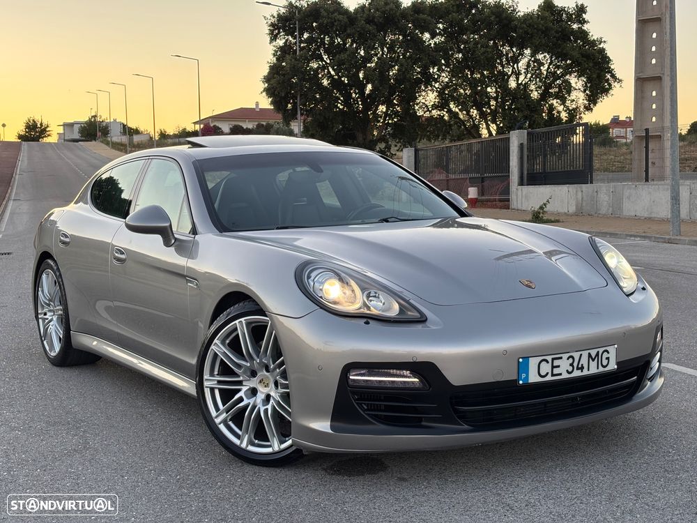Porsche Panamera 3.0 V6 - 6