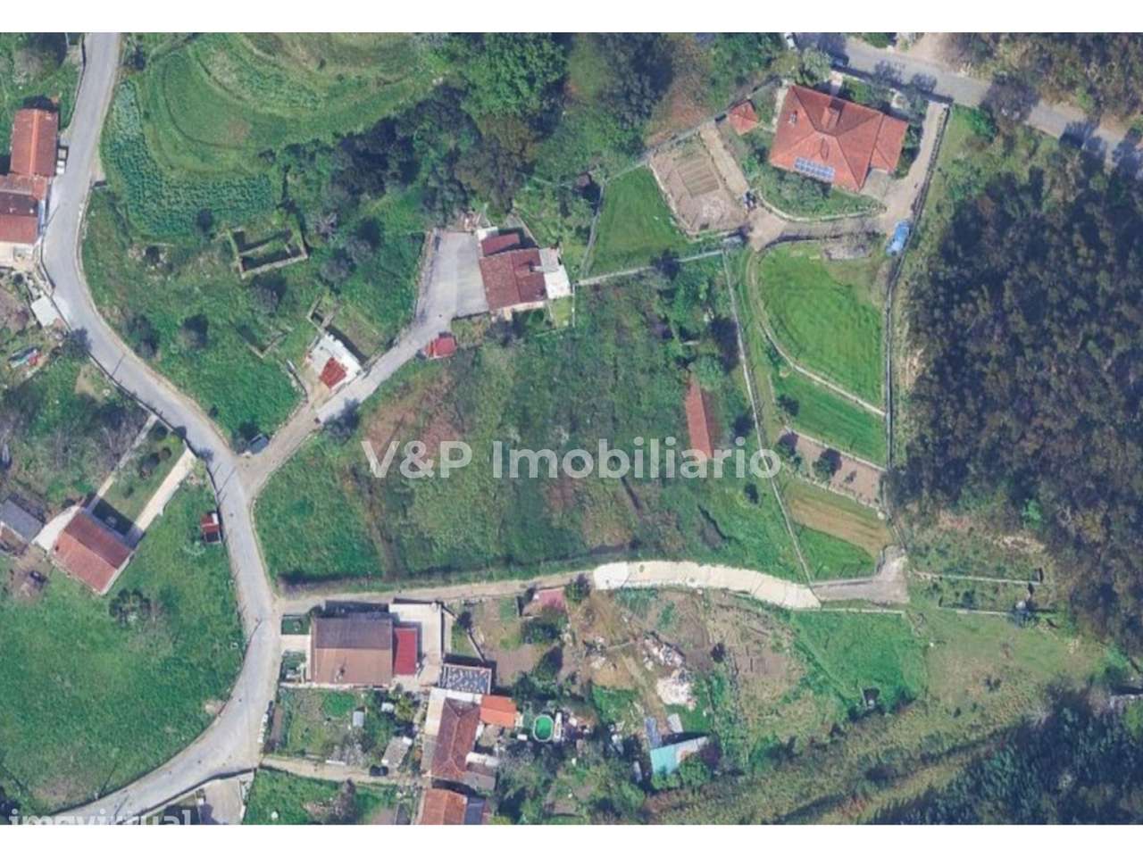 Terreno Urbano em Esporões, Braga - Grande imagem: 3/3