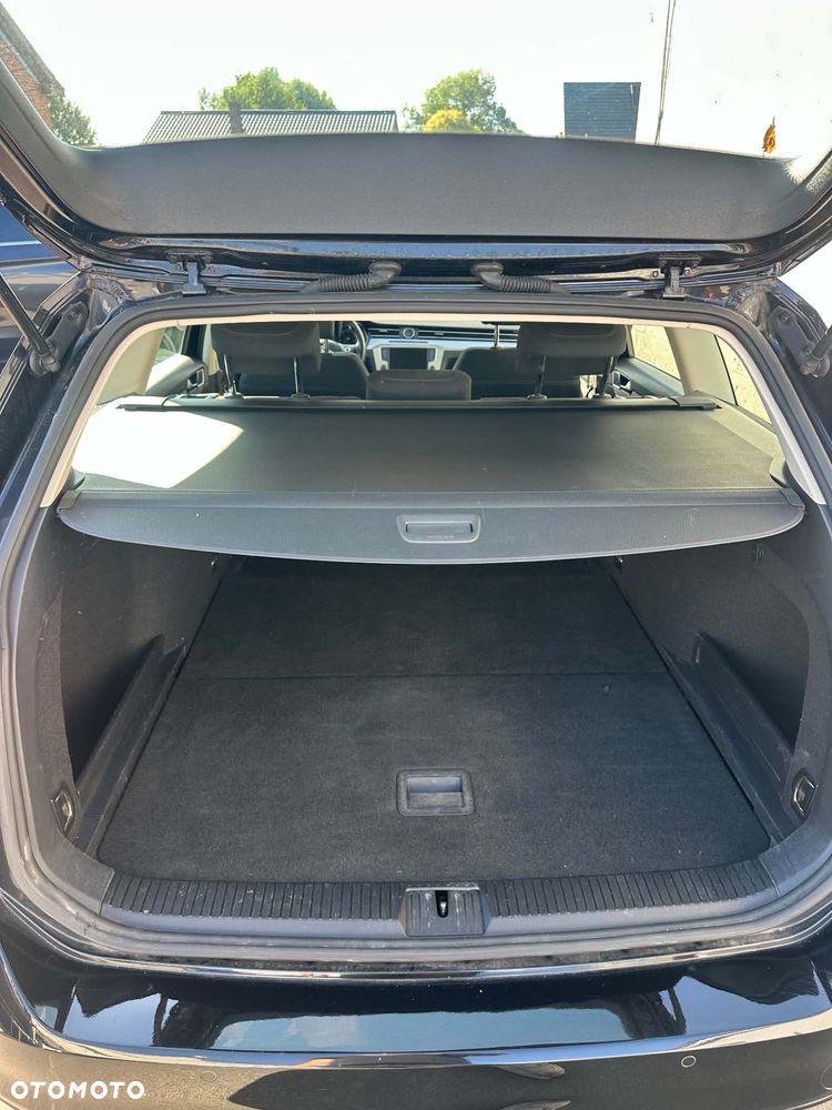 Volkswagen Passat 1.6 TDI (BlueMotion Technology) DSG Comfortline - 10