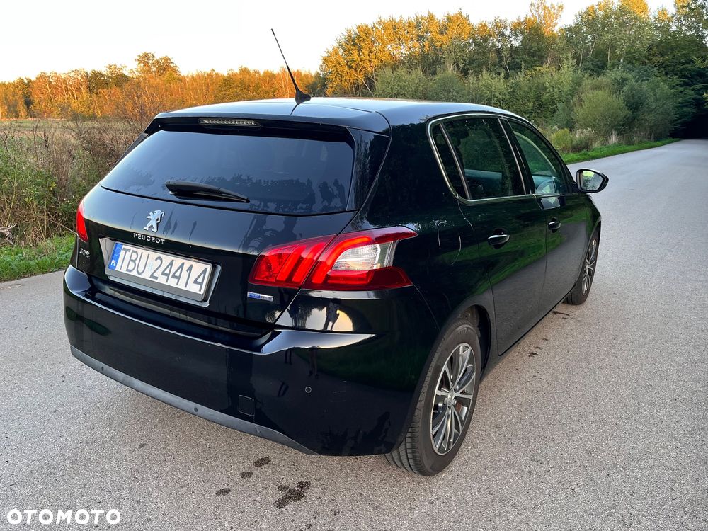Peugeot 308 1.2 PureTech Allure S&S EAT6 - 12