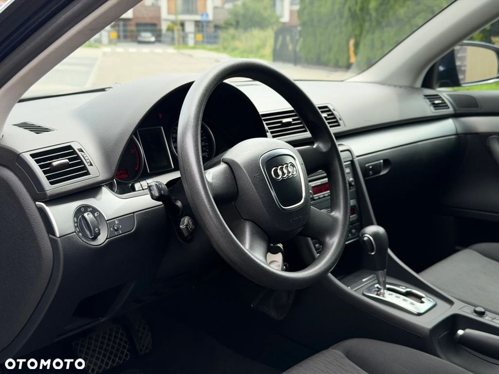 Audi A4 Limousine 2.0 TDI DPF multitronic - 9