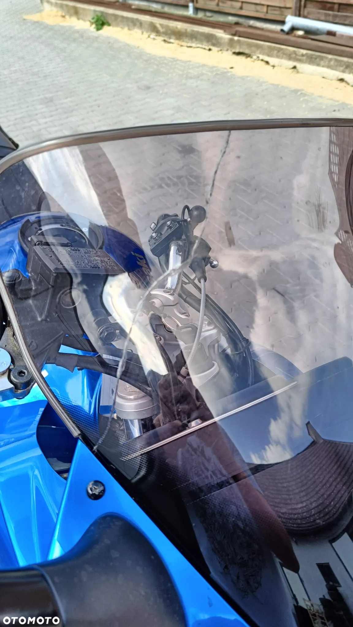 Kawasaki ZR - 10
