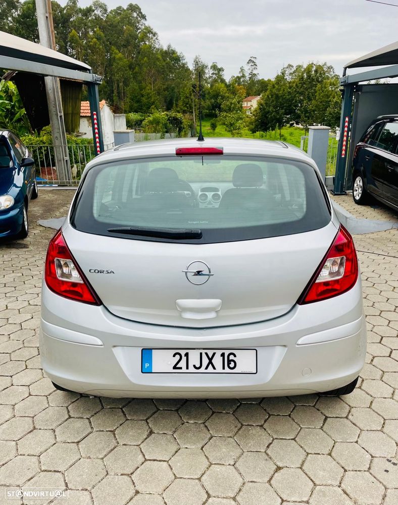 Opel Corsa 2010 photo 3