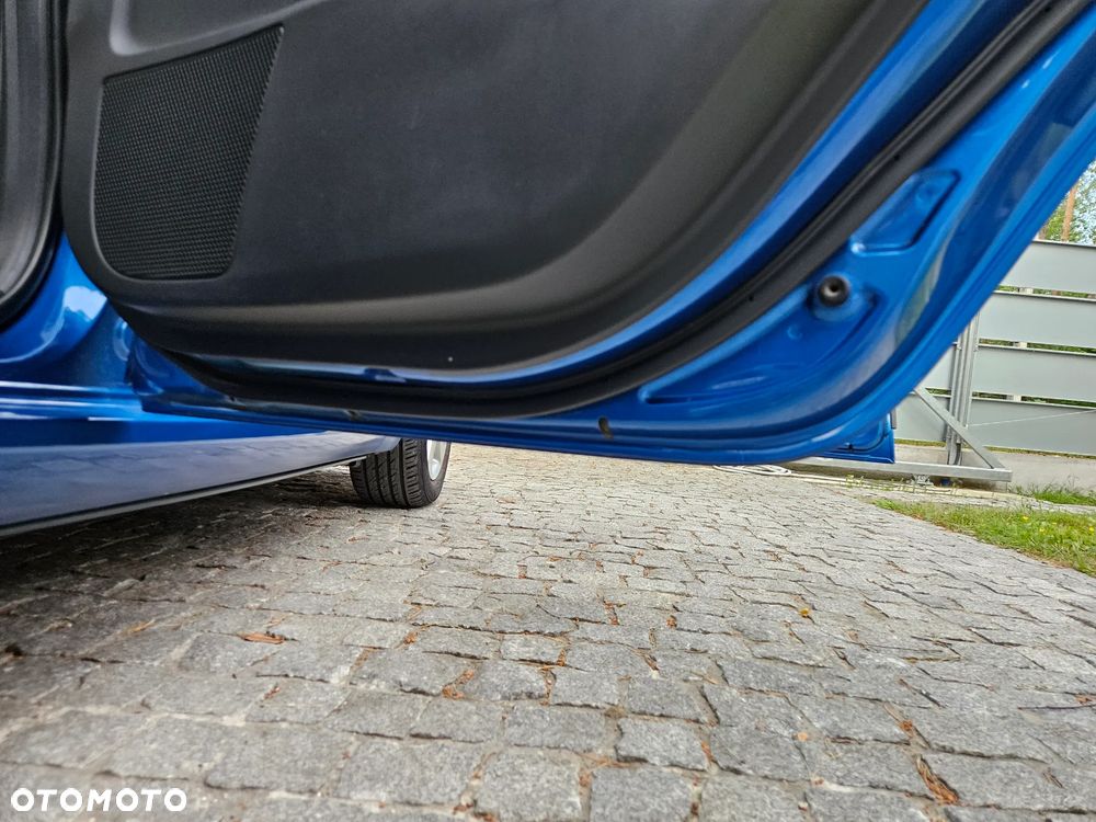 Toyota Auris 1.6 Sol - 24