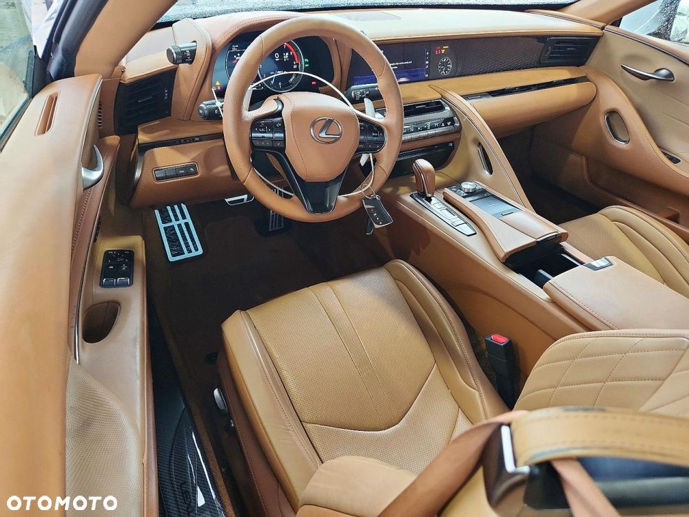 Lexus LC - 9