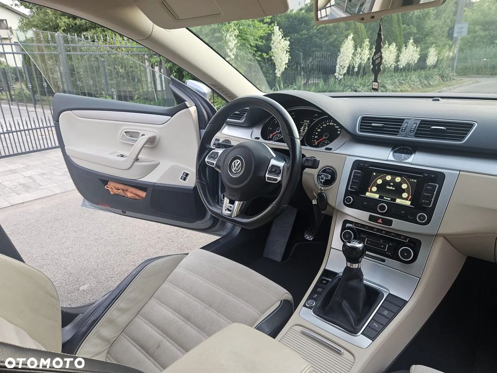 Volkswagen CC 2.0 TDI BlueMotion Technology - 21