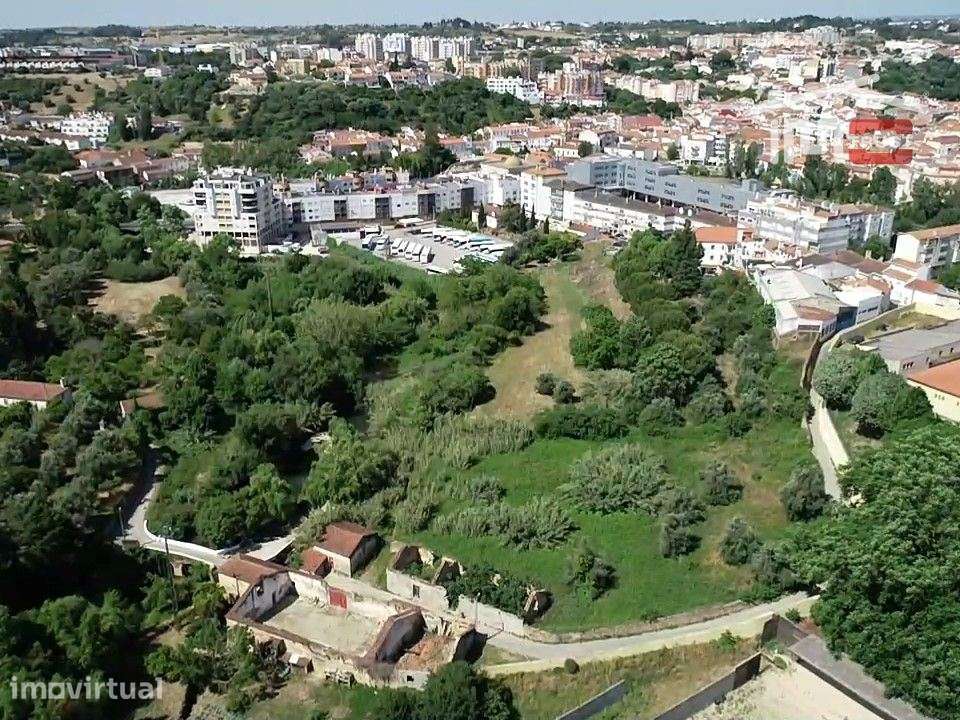 Terreno misto no Centro de Torres Novas - Grande imagem: 4/14