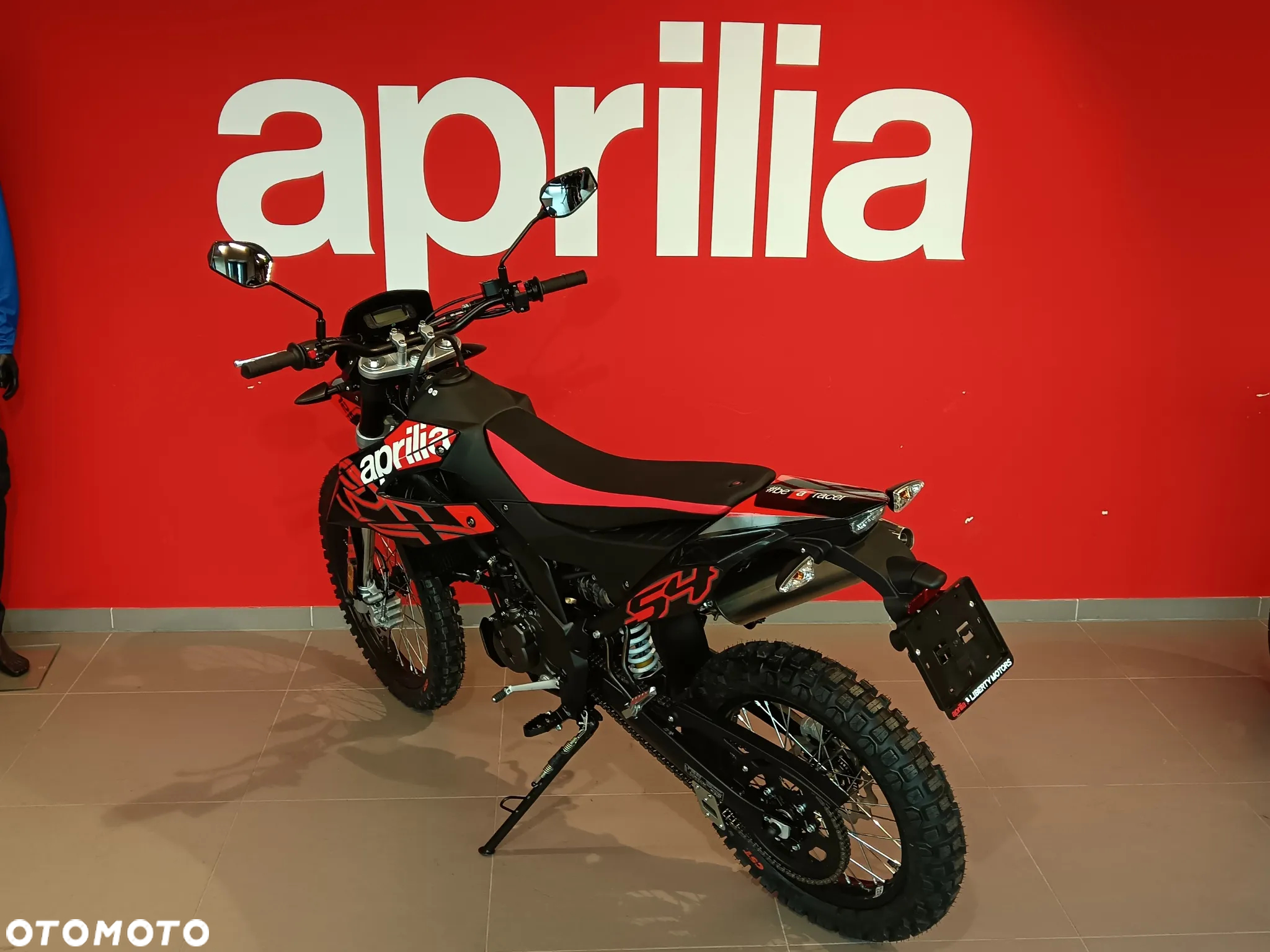 Aprilia RX - 6