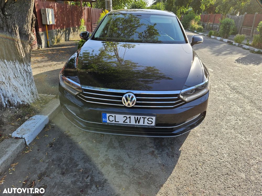 Volkswagen Passat 2.0 TDI DSG Highline - 1