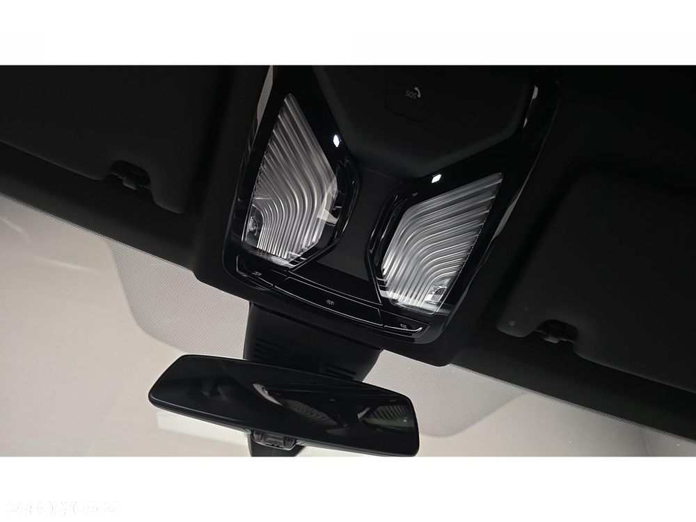 BMW Seria 3 320d xDrive mHEV M Sport - 31
