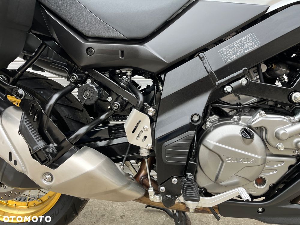 Suzuki DL - 24
