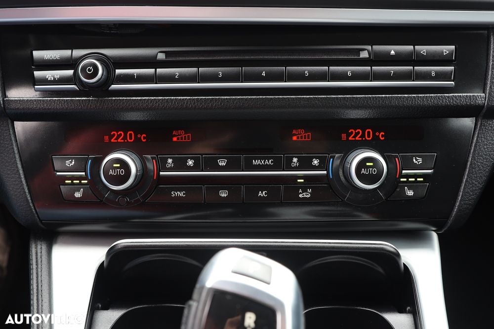 BMW Seria 5 520d xDrive Aut. Luxury Line - 25