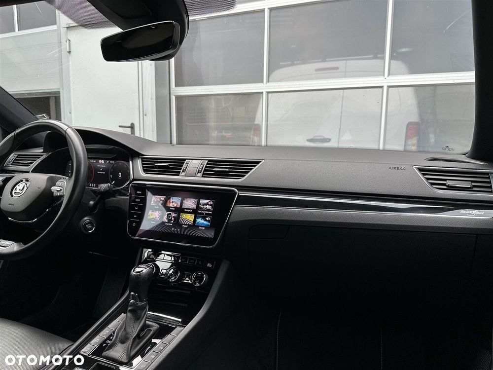Skoda Superb 2.0 TDI SCR 4x4 L&K DSG - 14