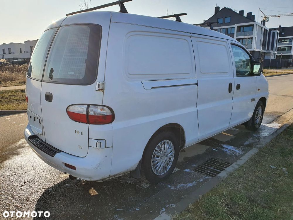 Hyundai H-1 / C12 - 5