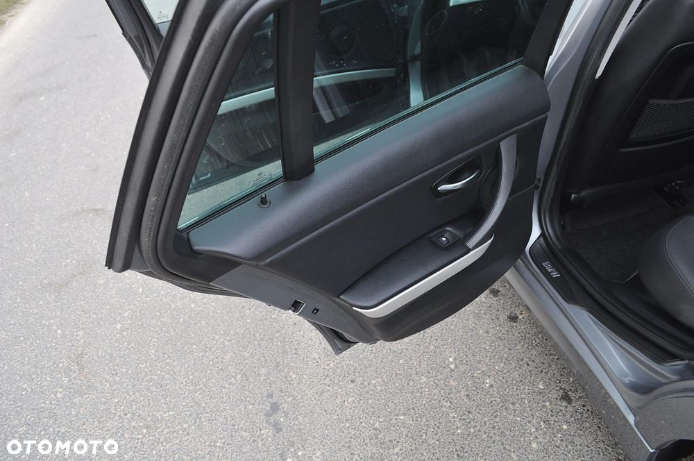 BMW Seria 3 316d Modern Line - 13