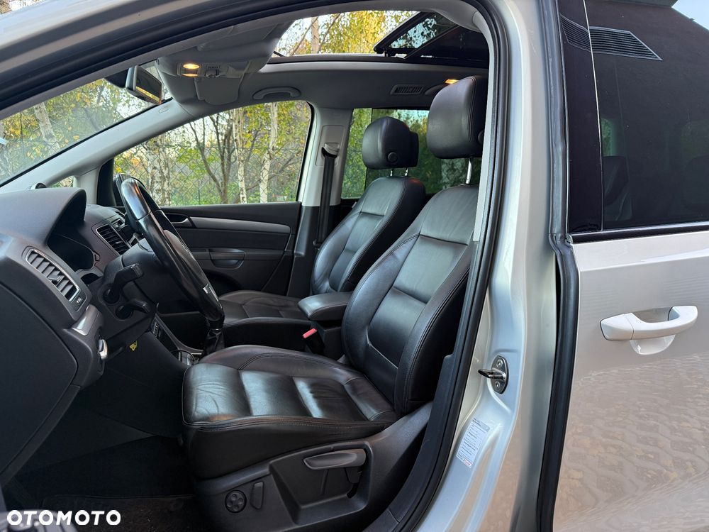 Volkswagen Sharan 2.0 TDI 4MOTION BlueMotion Technology Highline - 9