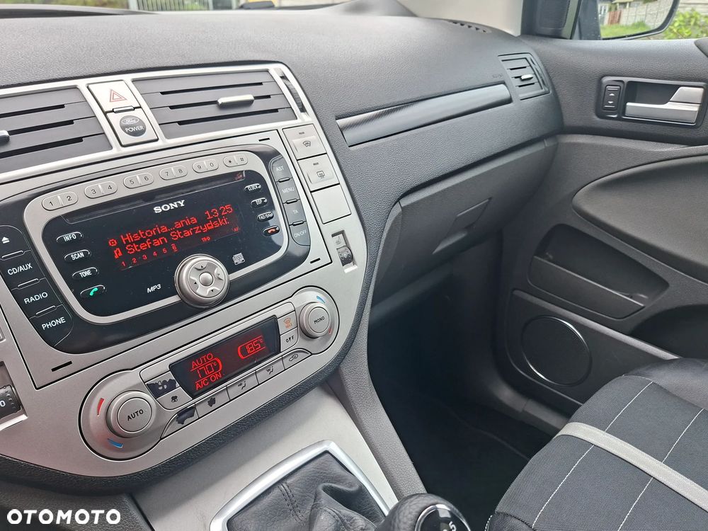 Ford Kuga 2.0 TDCi Titanium - 13