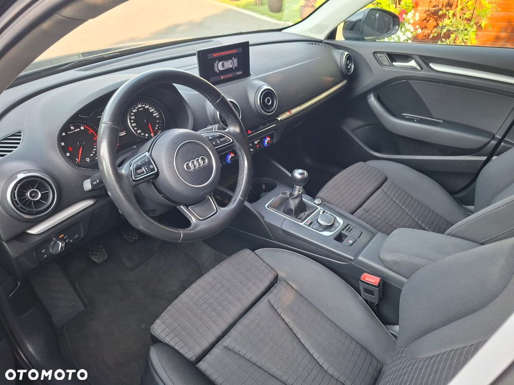 Audi A3 Sportback 1.4 TFSI Ambition - 4
