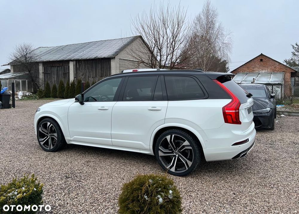 Volvo XC 90 - 8