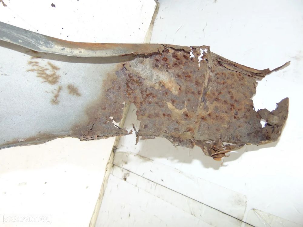 Toyota Starlet EP 70 guarda lamas - 13