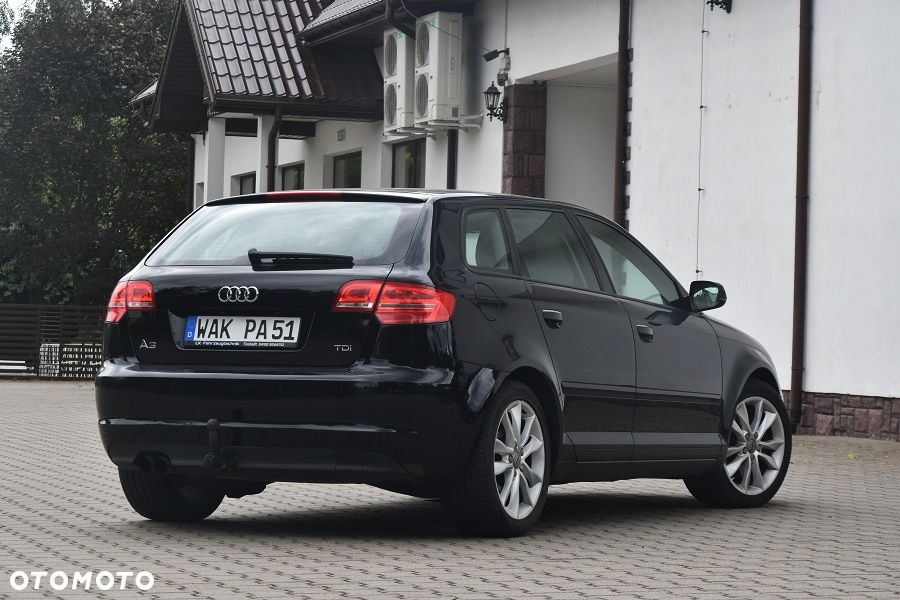 Audi A3 Sportback 2.0 TDI DPF Attraction - 8