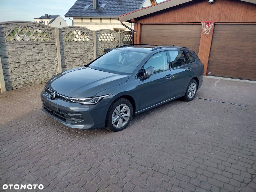 Volkswagen Golf Variant 1.5 eTSI OPF DSG Life - 27