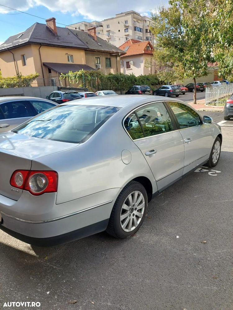 Volkswagen Passat 2.0TDI Comfortline DPF DSG - 10
