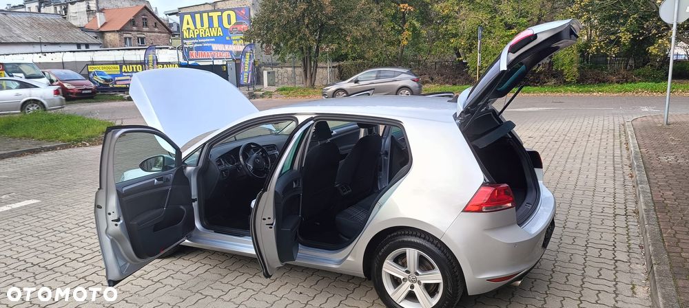 Volkswagen Golf 2.0 BlueTDI DSG Comfortline - 19