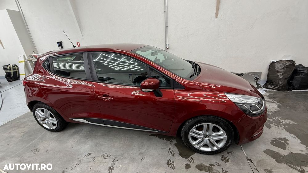 Renault Clio IV dCi Energy Life - 11