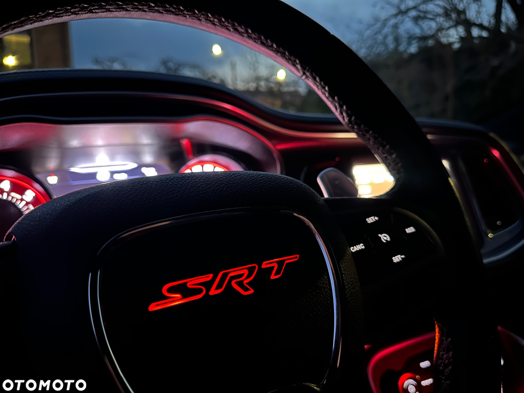 Dodge Challenger 6.2 Redeye Widebody - 14